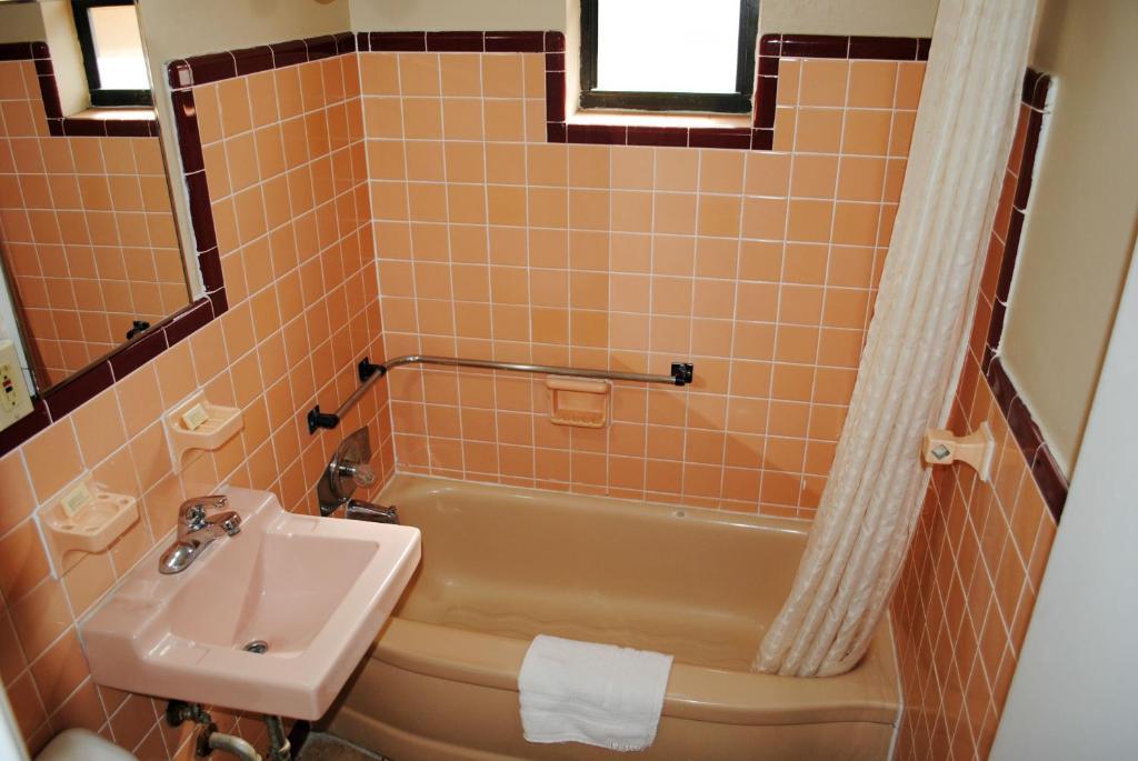 Atlantic Economy Inn Daytona Beach Bilik gambar